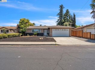 914 Wagoner Dr, Livermore, CA 94550