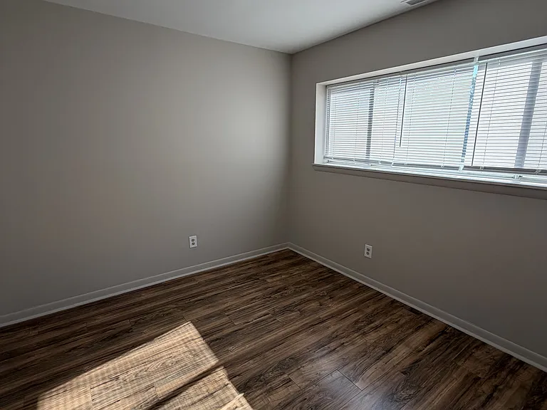 1014 Adams Ave N #1C-11C — Photo 5