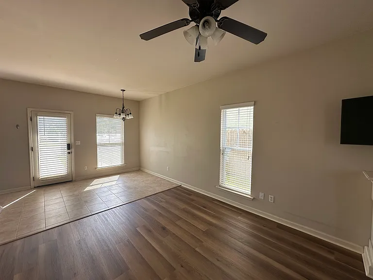 1019 Anchorage Rd — Photo 12