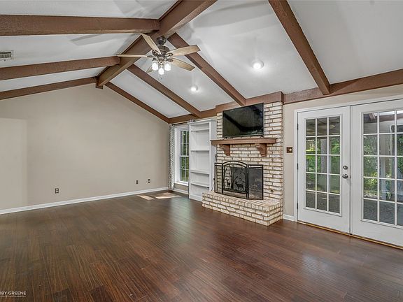 2nd image of 3237 Pinehaven Ln