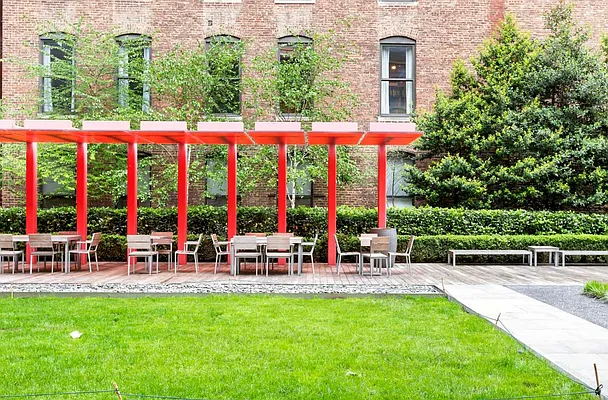 Rented by Compass | media 44