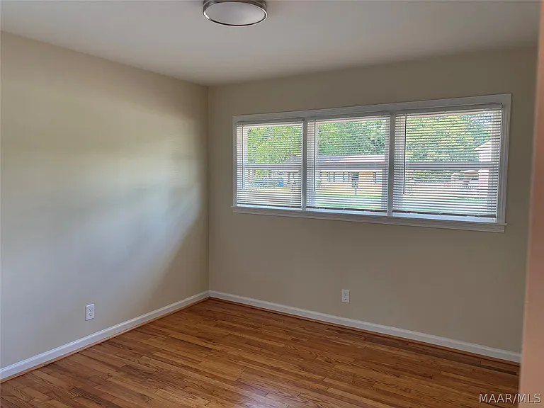 924 Peachtree St — Photo 14