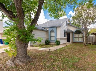 5953 Burning Sunrise Dr, San Antonio, TX 78244