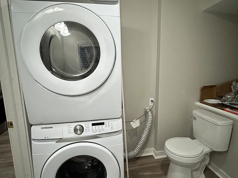 1353 Mulberry St — Photo 16