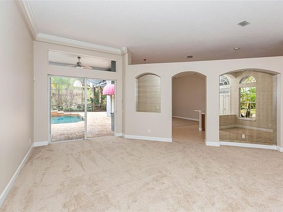 3rd image of 4813 Artesian Rd