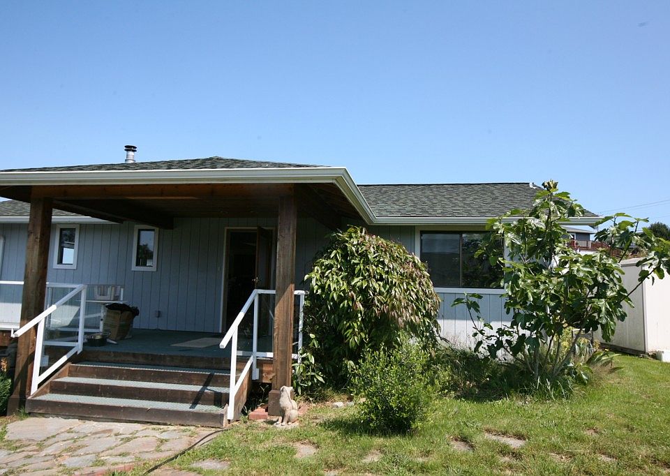 1st image of 5199 NE Cedar Ln