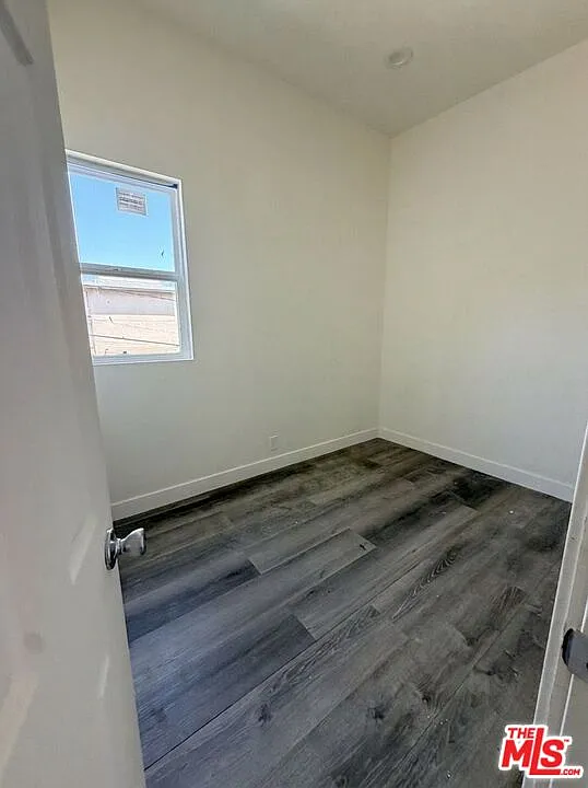 2 bed, 1.0 bath, $2,400 — Photo 2