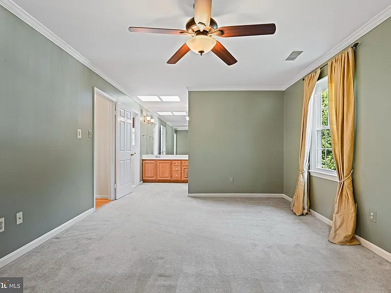 11919 Latigo Ln — Photo 15