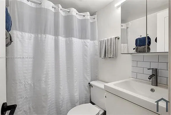 2 bed, 1200 sqft, $2,850 — Photo 3
