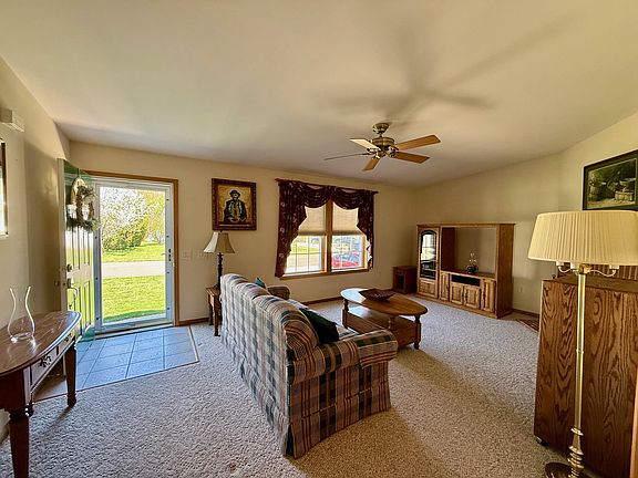 4th image of 24 Mayflower Dr #222