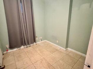 376 S 4th St APT 1B, Brooklyn, NY 11211