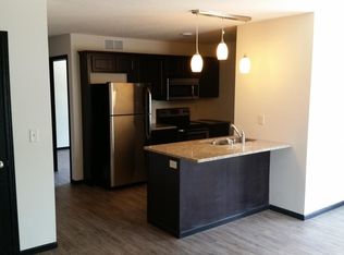 1044 Newton Rd APT 7, Iowa City, IA 52246