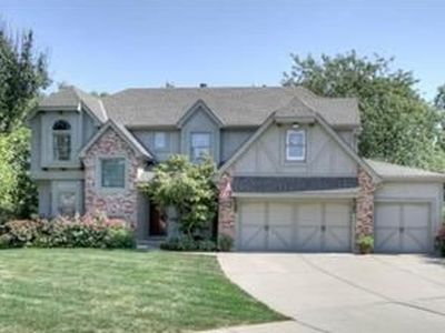 1926 NE 83rd St, Kansas City, MO, 64118