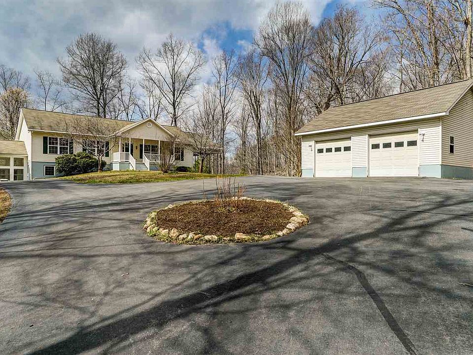 1st image of 264 Cats Paw Ct