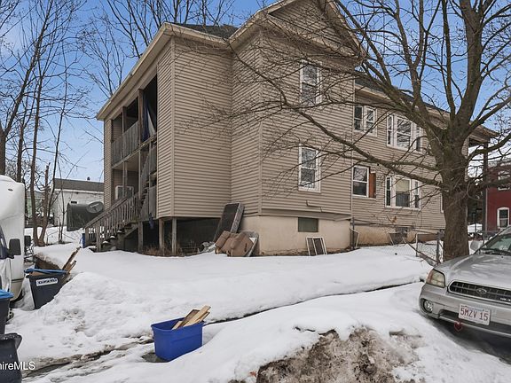 3rd image of 195 Francis Ave