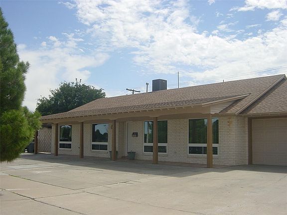 3rd image of 8820 Parkland Dr