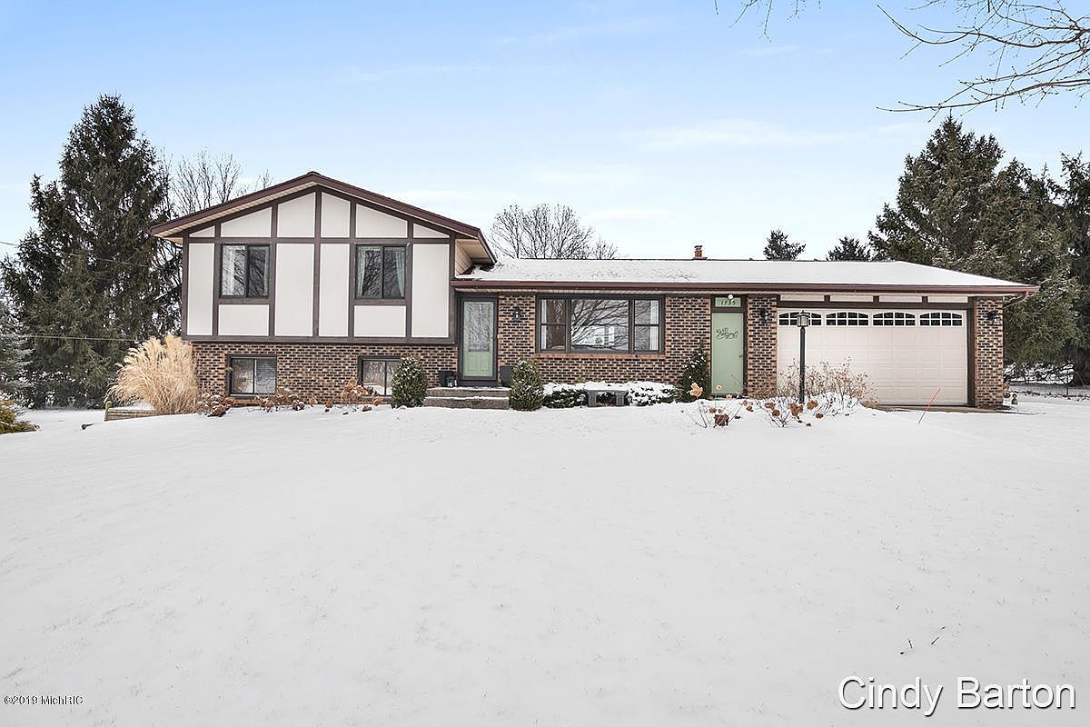 1735 76th St SE, Caledonia, MI 49316 Zillow