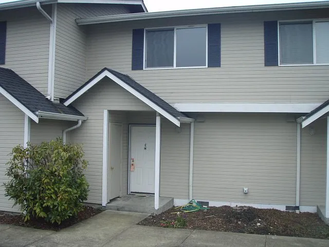 Condo in Poulsbo. — Photo 1