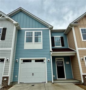 711 Flatrock Ln, Chesapeake, VA, 23320