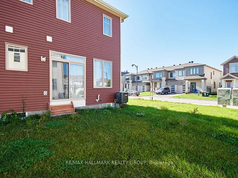 221 Merak Way — Photo 35