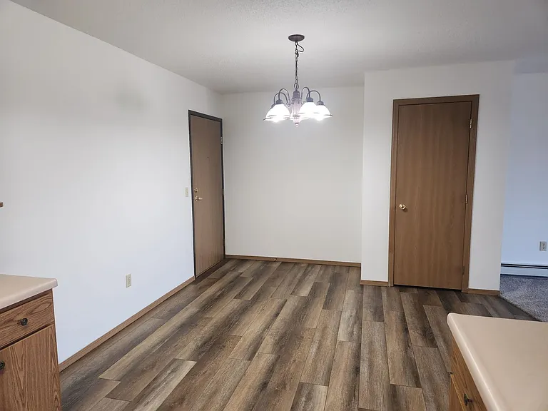Christopher Place Apartments — Photo 10