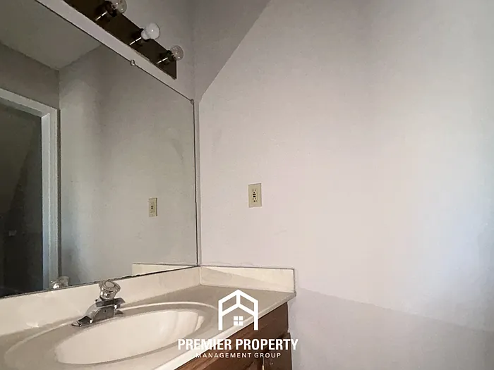 4985 Barrington Cv — Photo 18