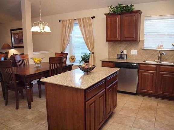 4th image of 1805 Slate Creek Dr