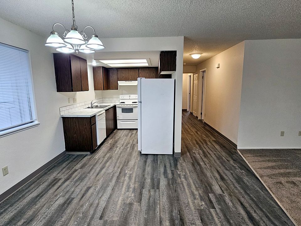 1st image of 801 N Tweedt St #15