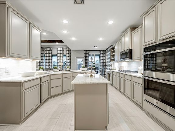 5th image of 1940 Golden Spruce Ln