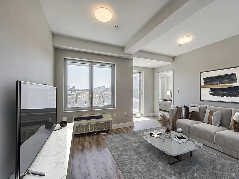 28-20 Astoria Blvd #404 — Photo 4