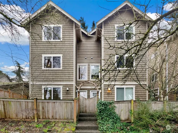 2511 NE 125th Street #B, Seattle, WA 98125