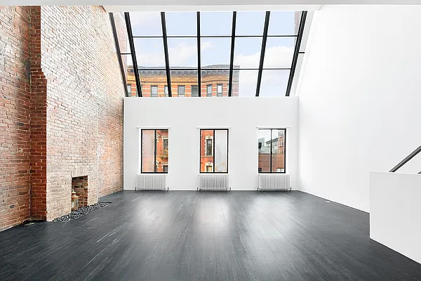 Rented by Compass | media 10