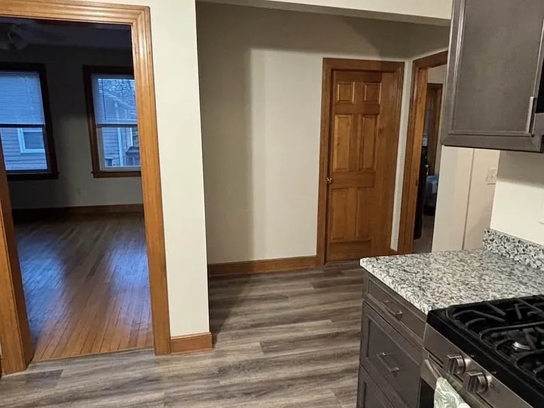 2 Cameron St #2 — Photo 5