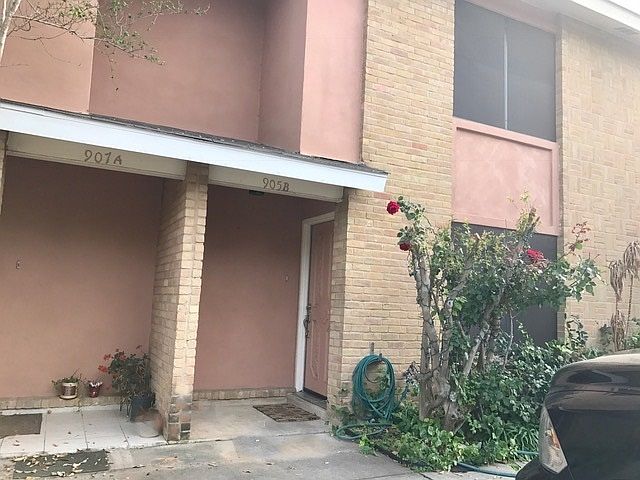 1st image of 905 Castle Heights Dr #B