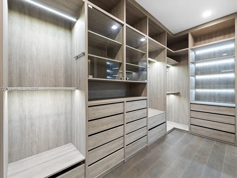 1400 Bayview Dr — Photo 48