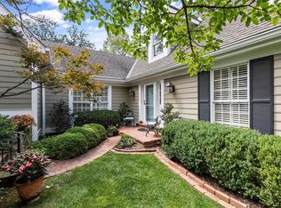 3 Hawbrook Ln, Saint Louis, MO 63122