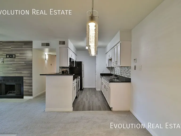5995 N 78th St #2110 — Photo 11