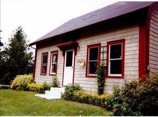 62 S Mitchell Rd, Troy, ME 04987