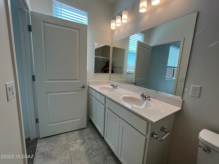 7846 S New Strike Way — Photo 9