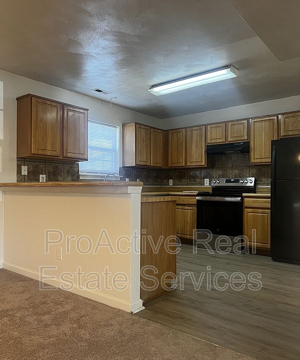 2nd image of 731 Maltby Ave