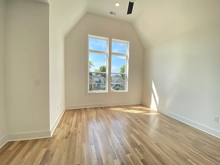 Upstairs Front Bedroom
