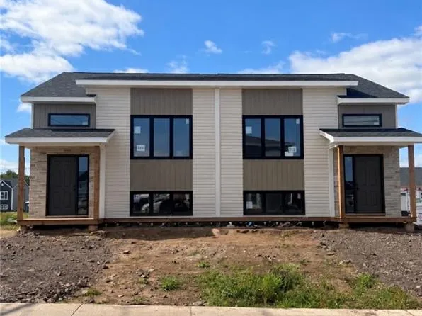 310 Maccoun St, Moncton, NB E1K 0A1