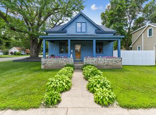 306 6th Ave W, Shakopee, MN 55379