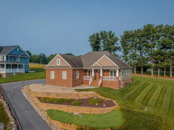 1540 Marigold Cir, Rockingham, VA 22801