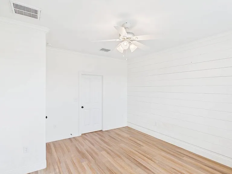 1705 Cherrywood Dr — Photo 22
