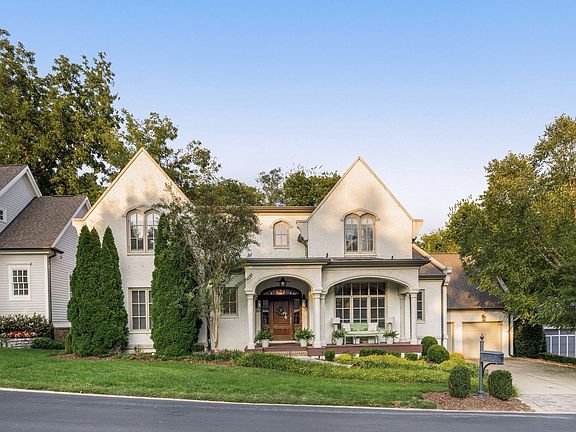 2nd image of 311 Ledgelawn Ct