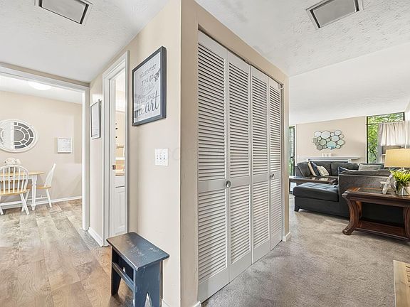 4th image of 4945 Whistlewood Ln #9