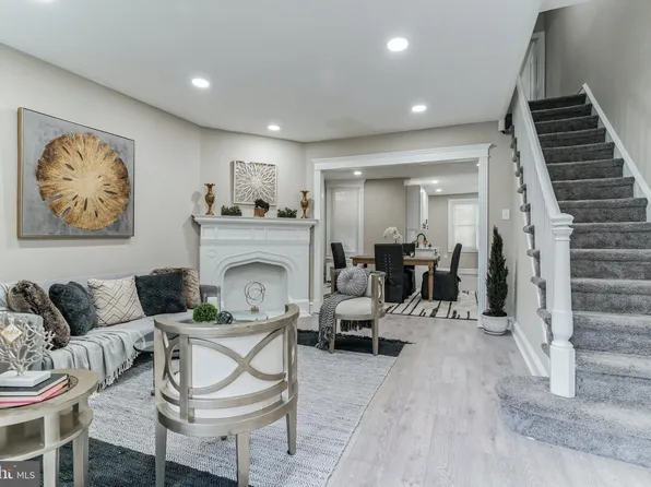 5627 N 19th St, Philadelphia, PA 19141