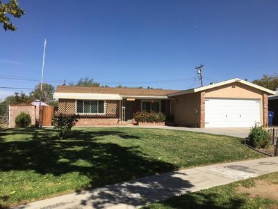 439 E Kildare St, Lancaster, CA, 93535