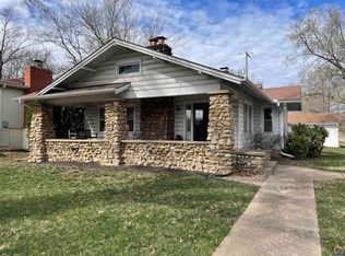 2701 SW Burlingame Rd, Topeka, KS 66611